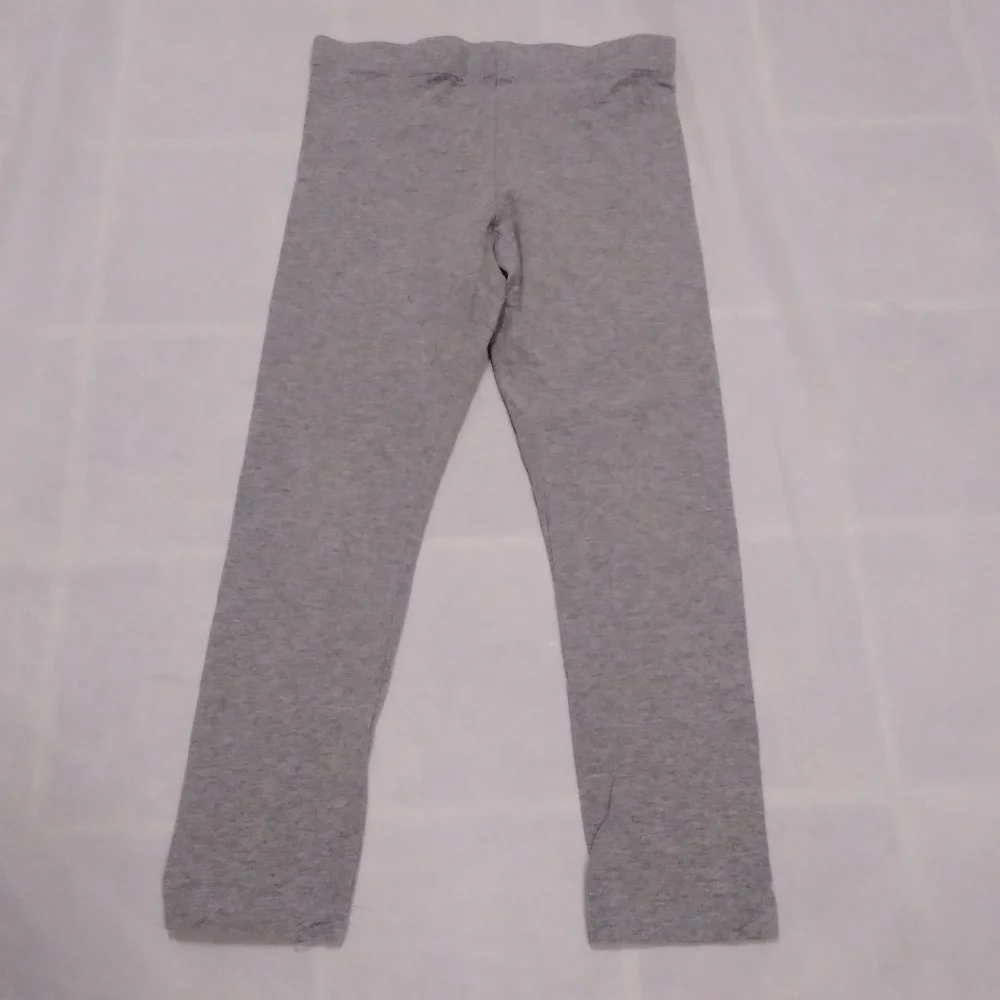 Girl's Size 6 Bundle 2 Tops 2 Bottoms